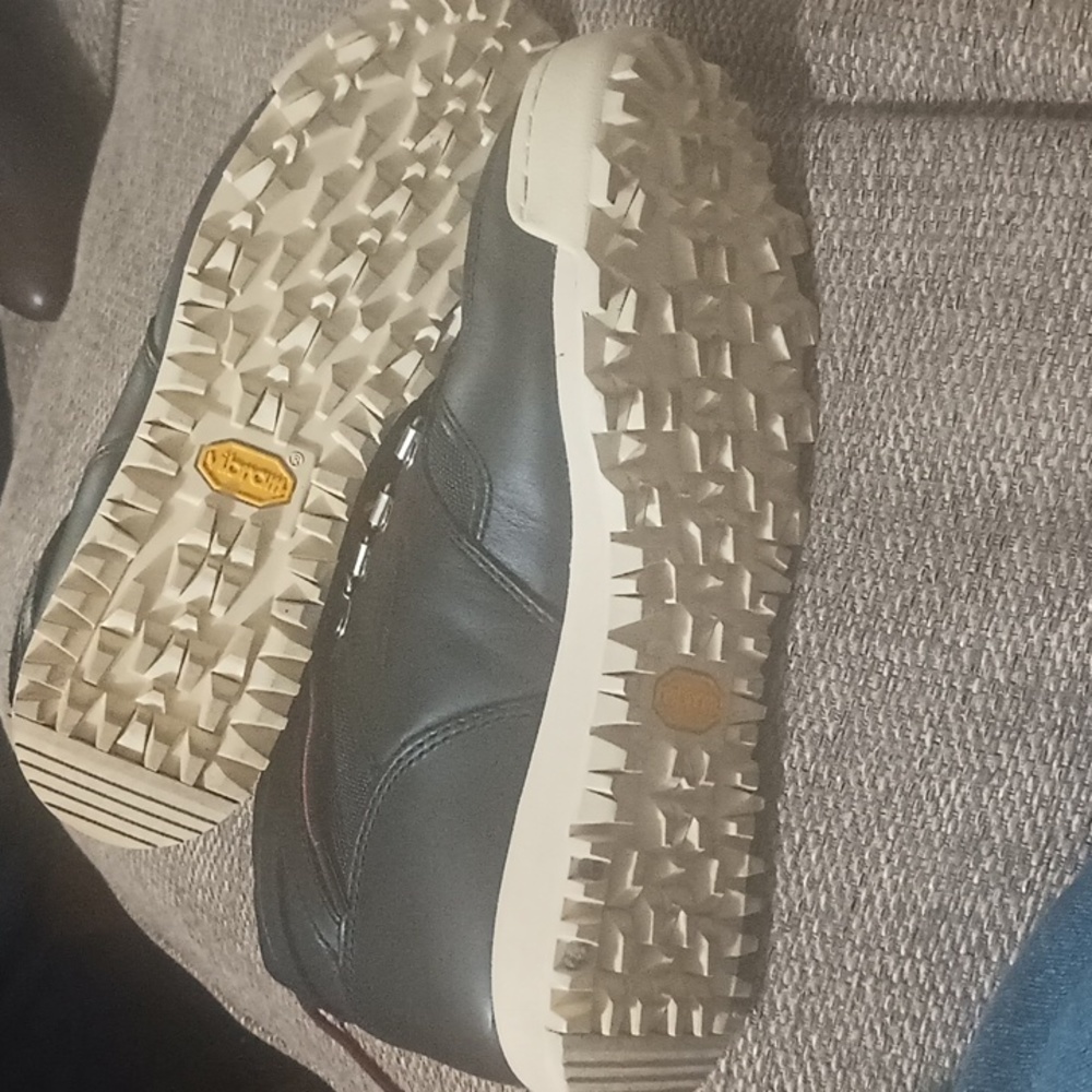 New Balance Boots View 6